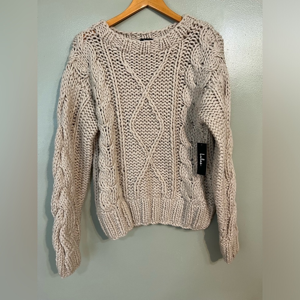 Lulus Womens Beige Wool Blend Cable Knit Crew Neck Pullover Chunky Sweater M NWT